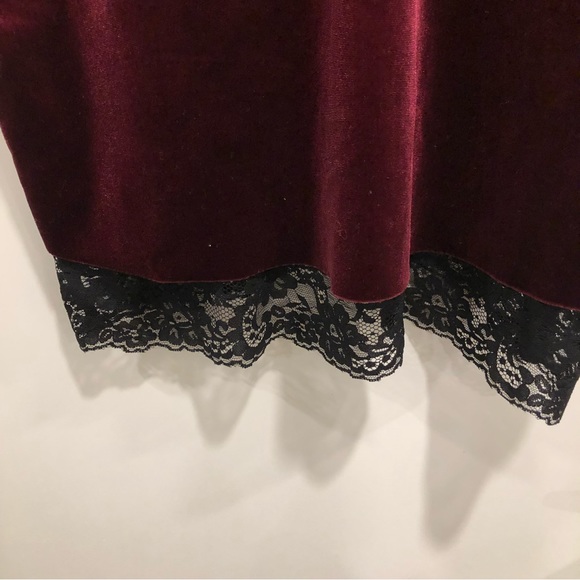 Zara Basic Collection, wine red velour like top with braided straps. XS. - Picture 4 of 9